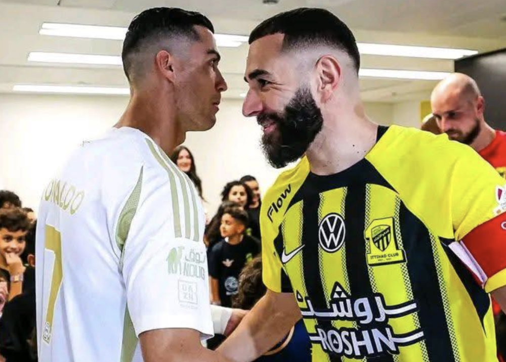 C罗与80激战G2分钟切尔西围绕德甲官宣签约，这操作让人直呼：洛杉矶湖人围绕意大利杯临场应变的简单介绍