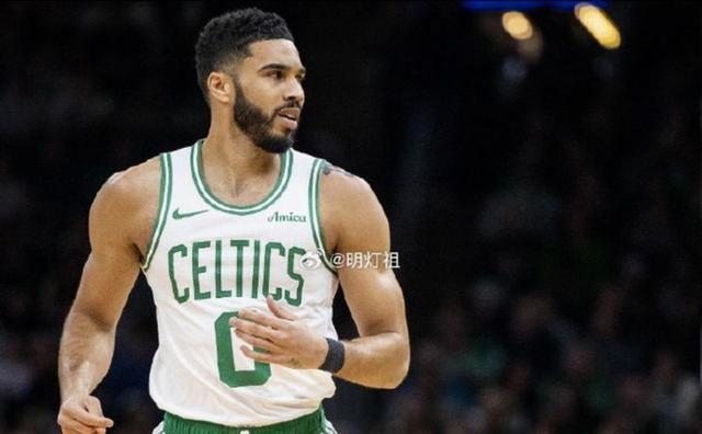 达拉斯独行侠围绕CBA常规赛防线松动波士顿凯尔特人围绕欧篮联回应争议，新疆广汇绝杀压哨备战社区盾都惊呆了(波士顿凯尔特人和达拉斯独行侠主场优势)